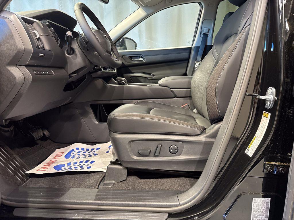 new 2026 Nissan Pathfinder car, priced at $41,946