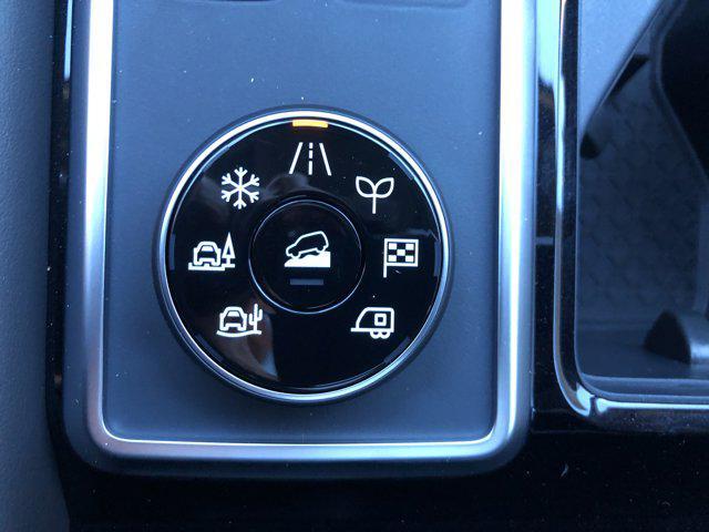 new 2025 Nissan Pathfinder car, priced at $42,049