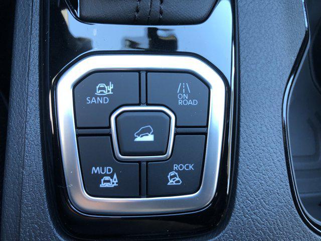 new 2026 Nissan Frontier car, priced at $39,826