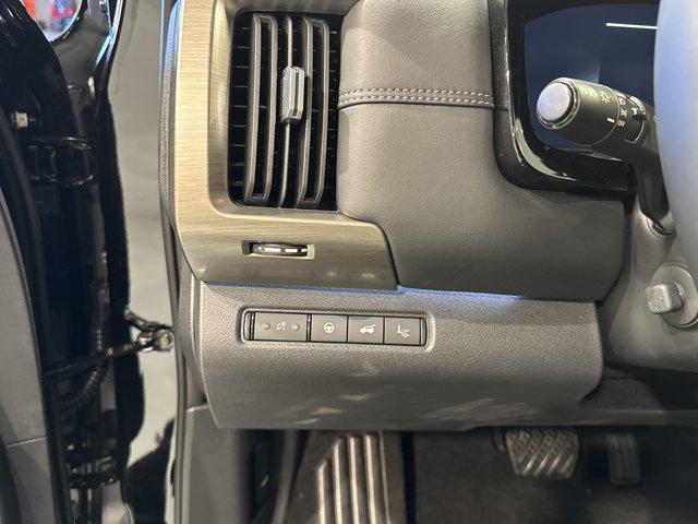 new 2025 Nissan Pathfinder car, priced at $46,167