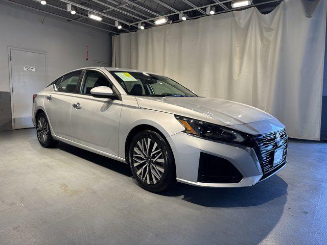 used 2023 Nissan Altima car, priced at $17,936
