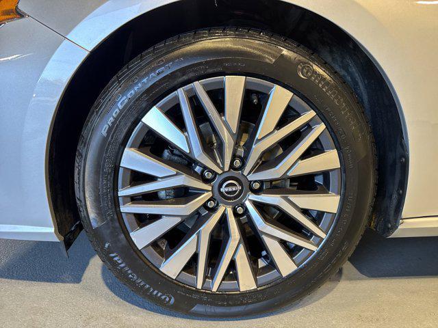 used 2023 Nissan Altima car, priced at $17,936