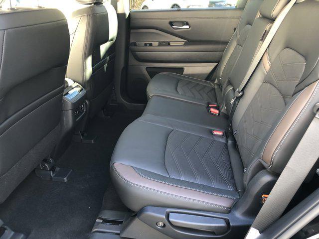 new 2025 Nissan Pathfinder car, priced at $46,167