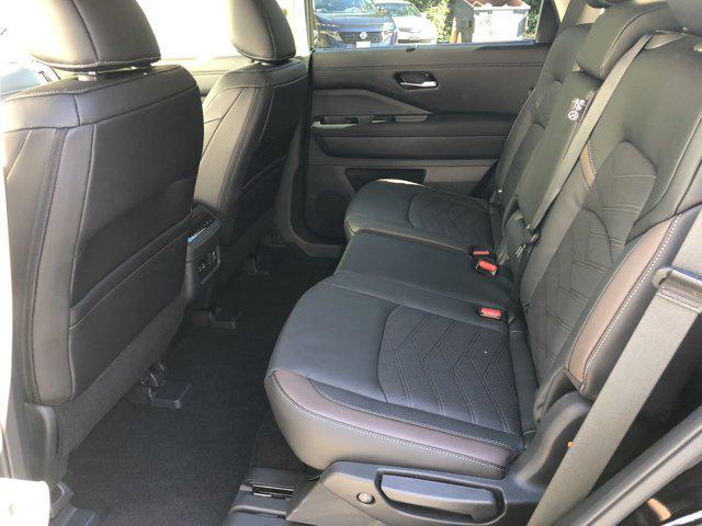 new 2025 Nissan Pathfinder car, priced at $46,167