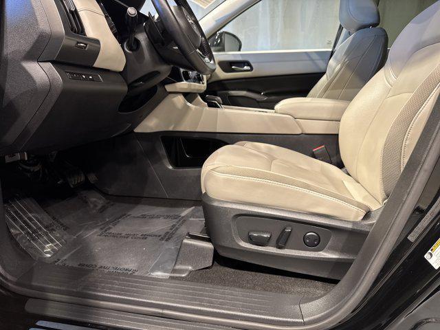 used 2023 Nissan Pathfinder car, priced at $35,899