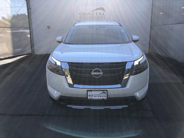 new 2025 Nissan Pathfinder car, priced at $40,158