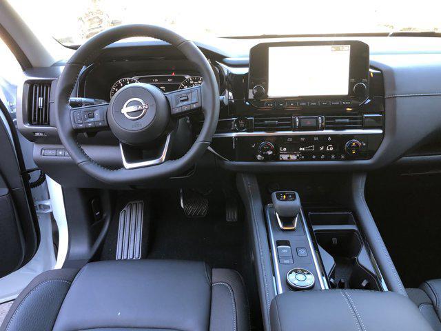 new 2025 Nissan Pathfinder car, priced at $40,158