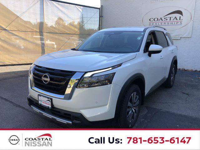 new 2025 Nissan Pathfinder car, priced at $39,688