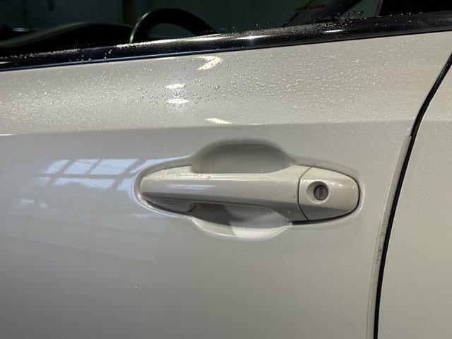 used 2019 Toyota Highlander car, priced at $23,936