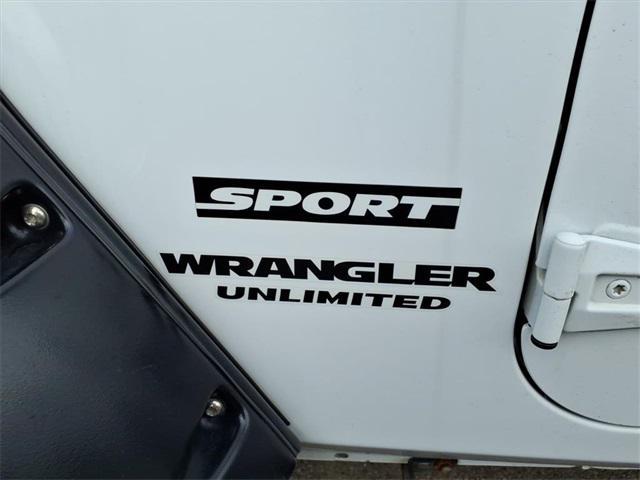 used 2012 Jeep Wrangler Unlimited car, priced at $17,995