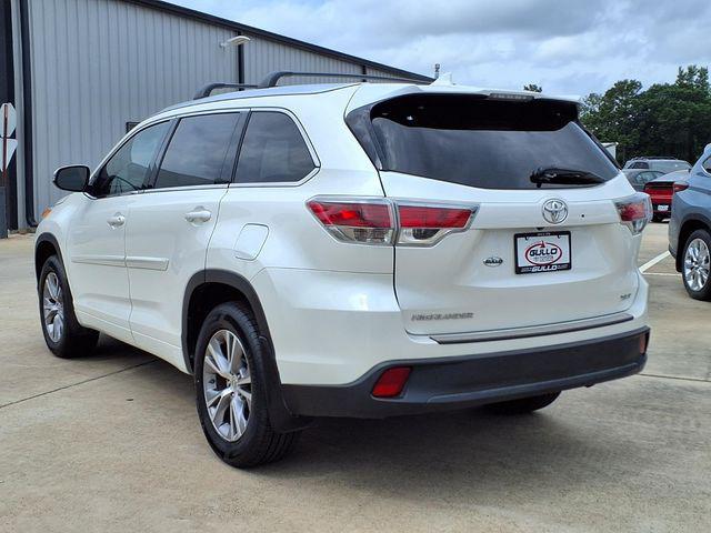 used 2014 Toyota Highlander car, priced at $16,490