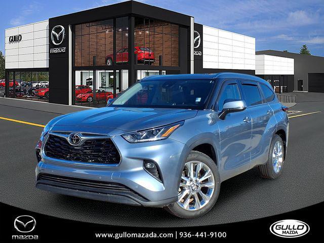 used 2023 Toyota Highlander car, priced at $38,800