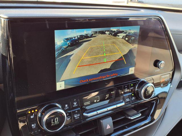 used 2023 Toyota Highlander car, priced at $38,800