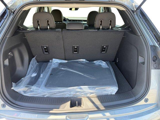 new 2027 Chevrolet Bolt car