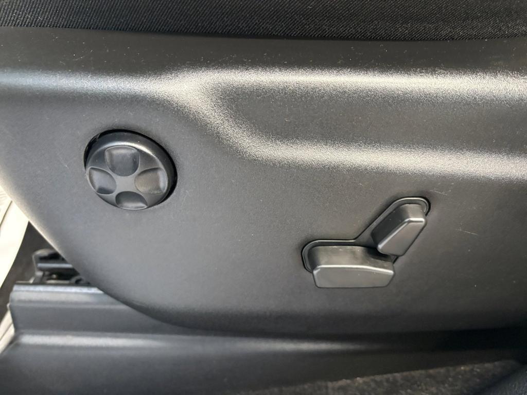 used 2021 Jeep Grand Cherokee car, priced at $27,492