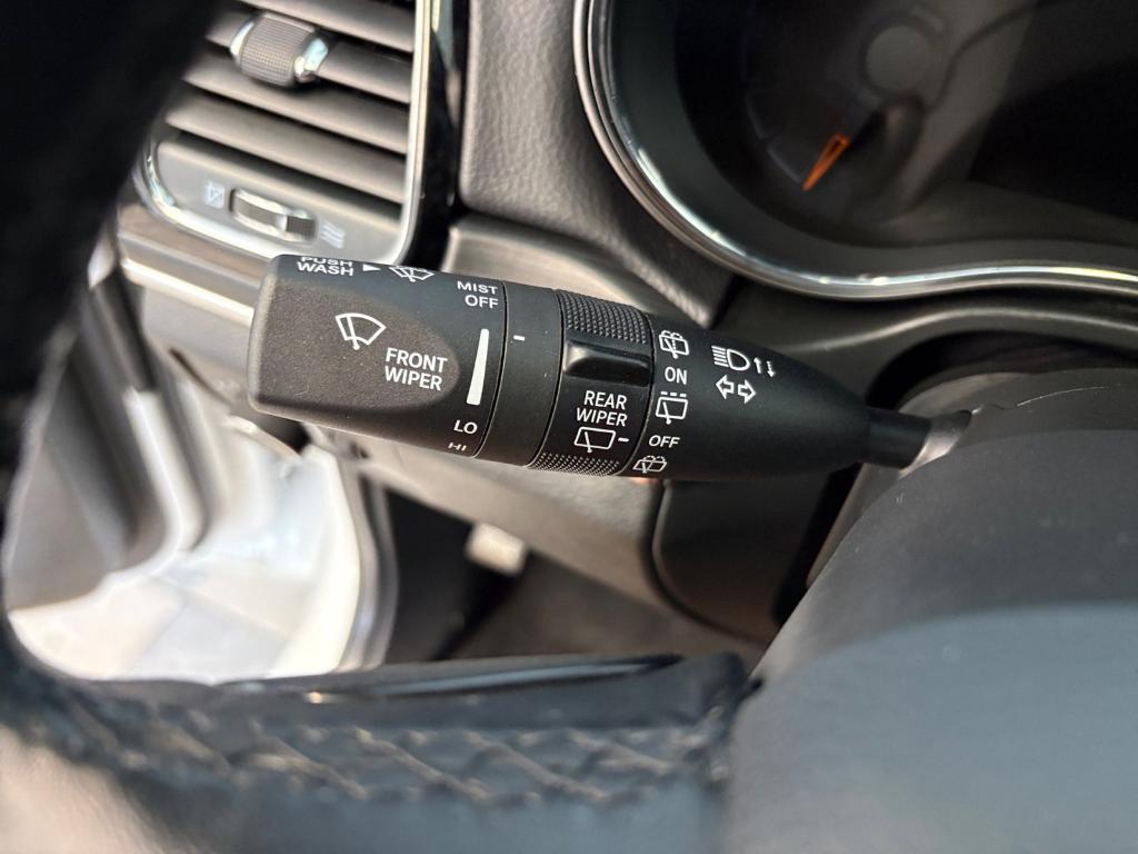 used 2021 Jeep Grand Cherokee car, priced at $27,492