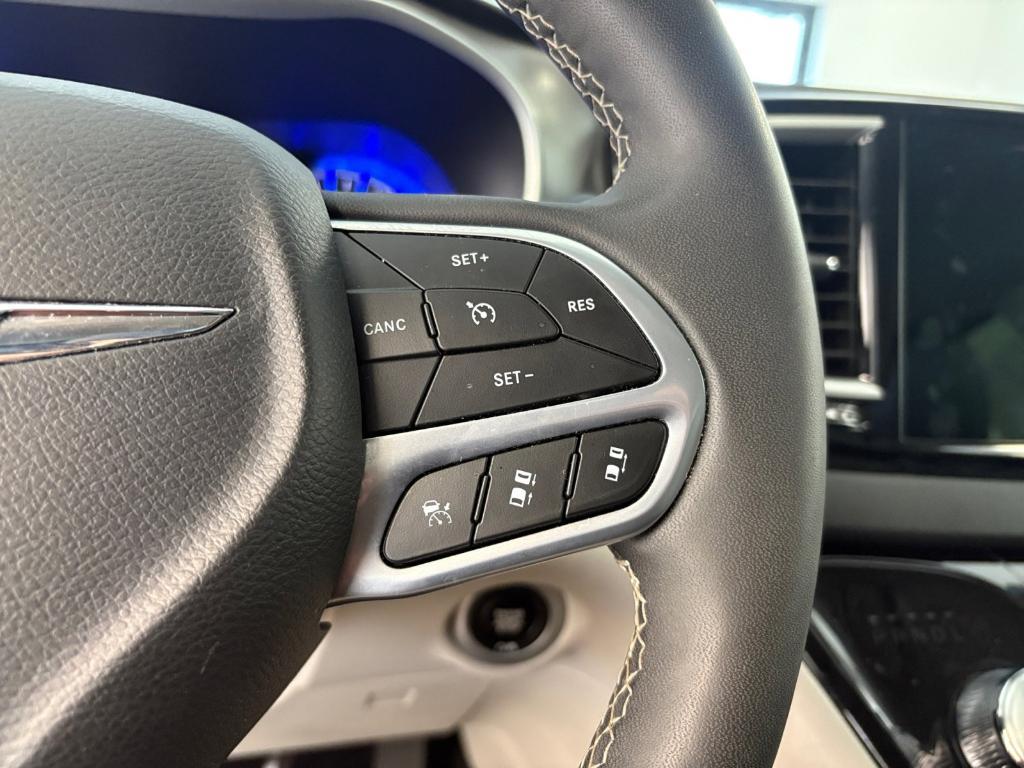 used 2024 Chrysler Pacifica car, priced at $30,492