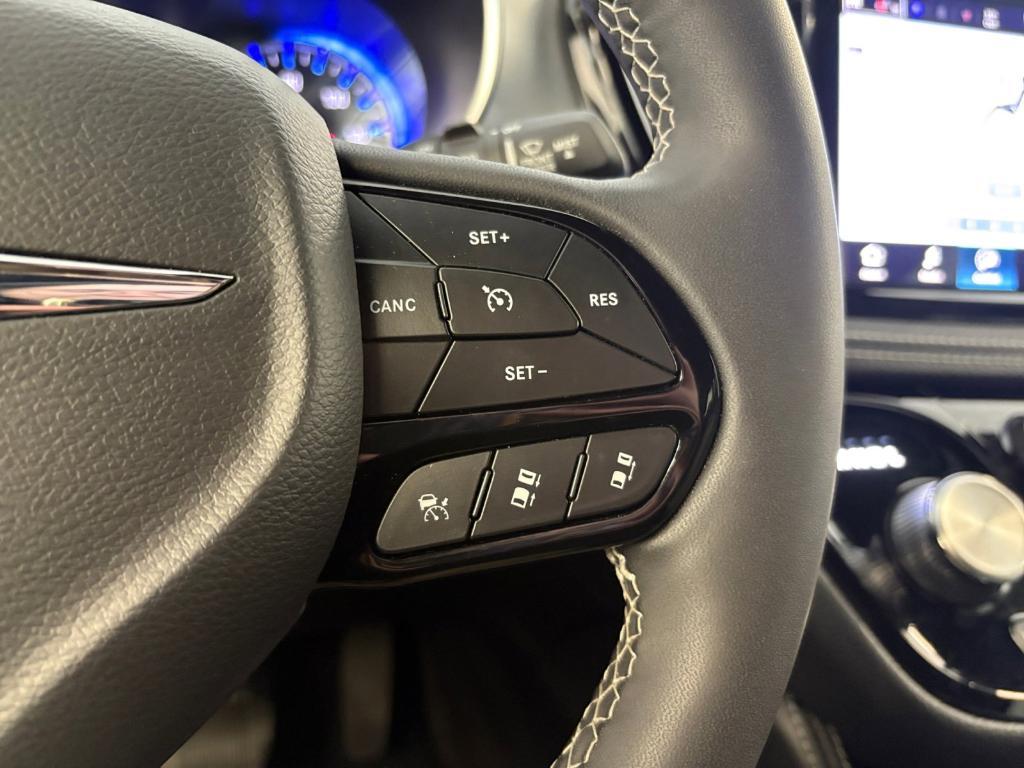 used 2023 Chrysler Pacifica car, priced at $39,492