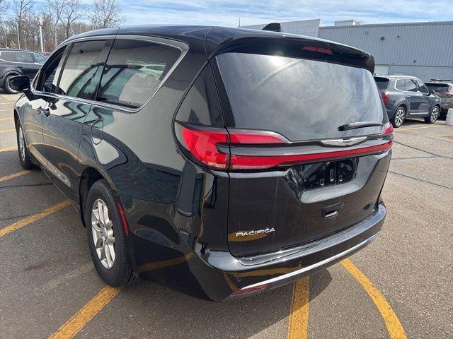 used 2025 Chrysler Pacifica car, priced at $32,891