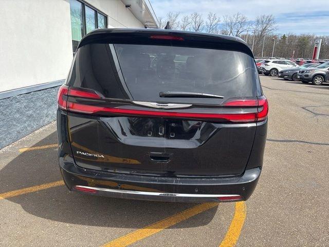 used 2025 Chrysler Pacifica car, priced at $32,891