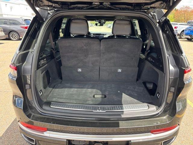 used 2023 Jeep Grand Cherokee L car, priced at $47,188