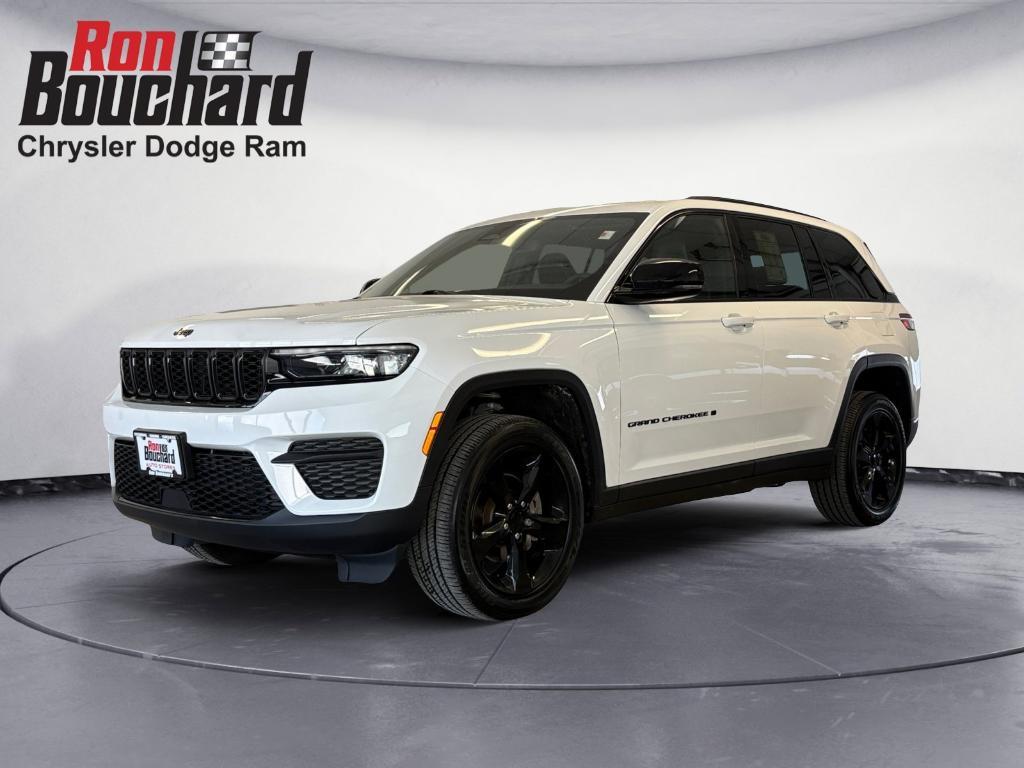 used 2023 Jeep Grand Cherokee car, priced at $29,399