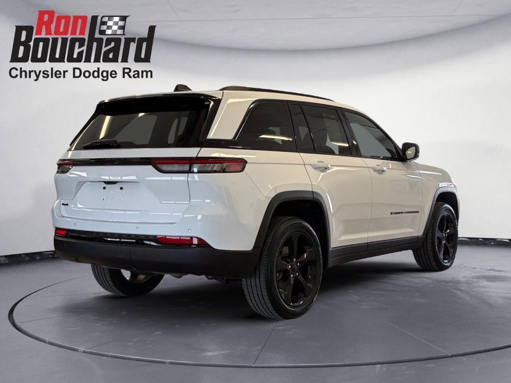 used 2023 Jeep Grand Cherokee car, priced at $29,399