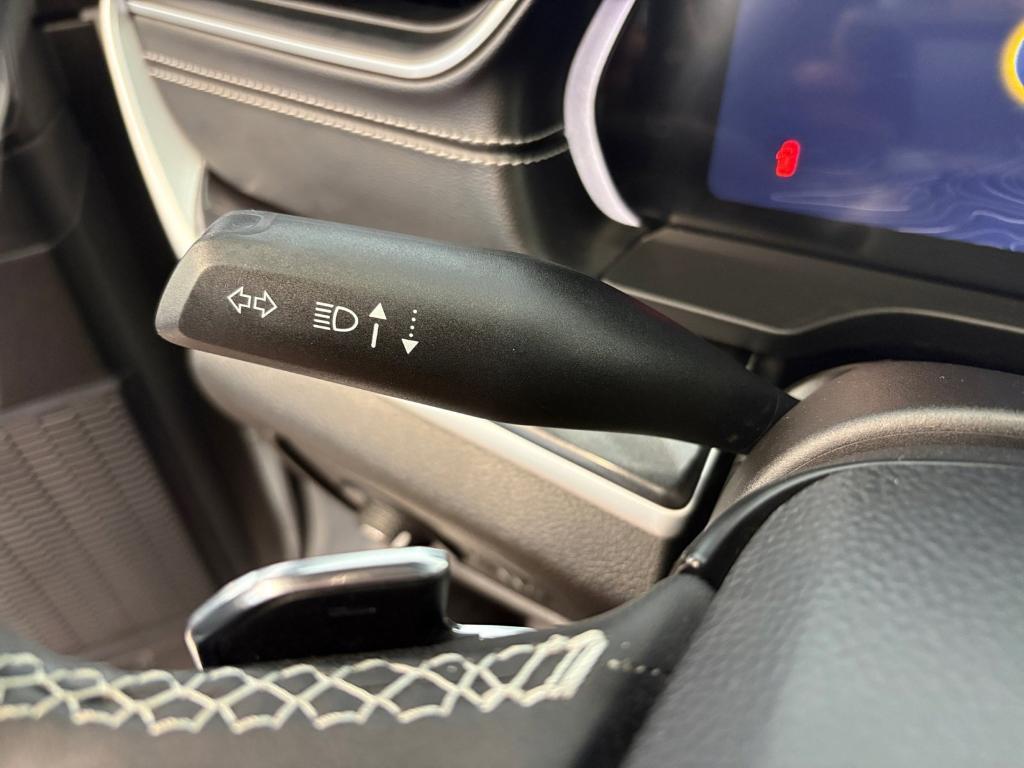 used 2023 Jeep Grand Cherokee car, priced at $29,399