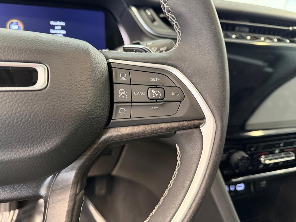 used 2023 Jeep Grand Cherokee car, priced at $35,693