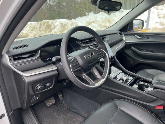 used 2023 Jeep Grand Cherokee car, priced at $35,990