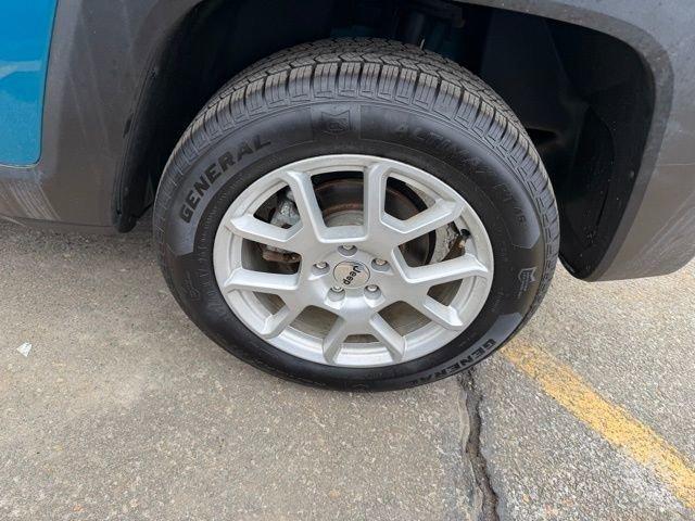 used 2022 Jeep Renegade car, priced at $19,996