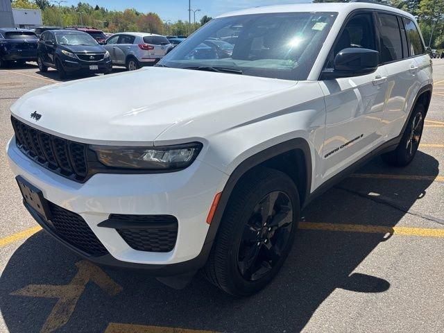 used 2023 Jeep Grand Cherokee car, priced at $33,689