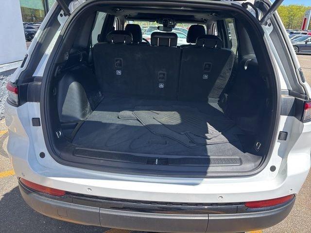 used 2023 Jeep Grand Cherokee car, priced at $33,689