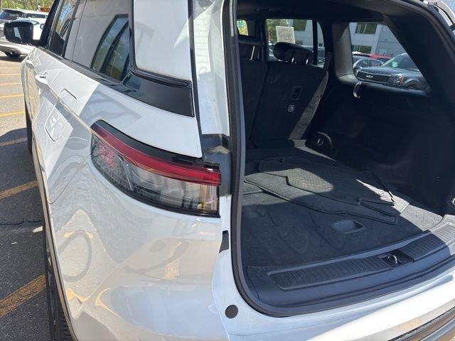 used 2023 Jeep Grand Cherokee car, priced at $33,689