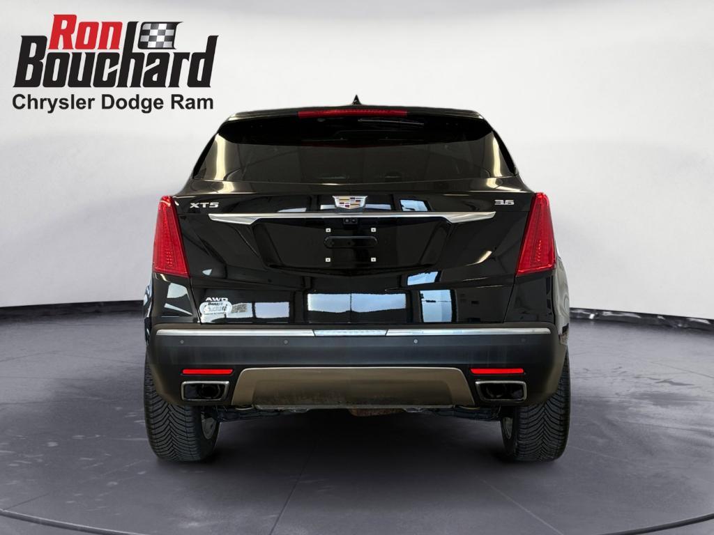 used 2018 Cadillac XT5 car, priced at $22,391