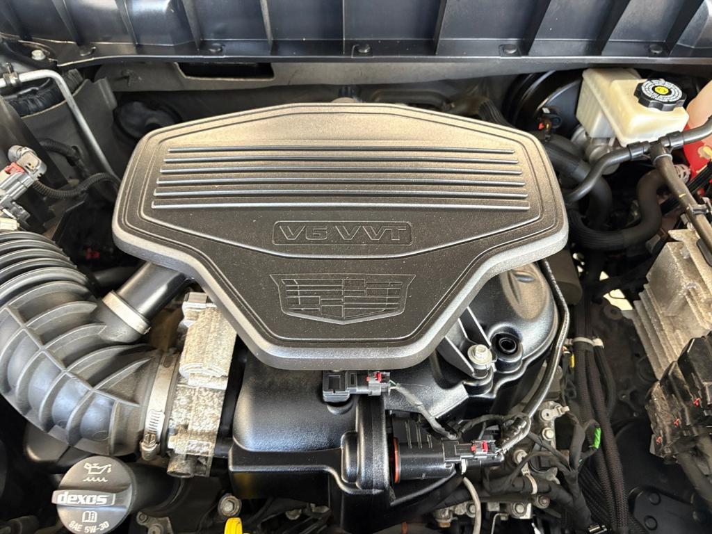 used 2018 Cadillac XT5 car, priced at $22,391