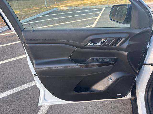 used 2023 GMC Acadia car, priced at $34,999