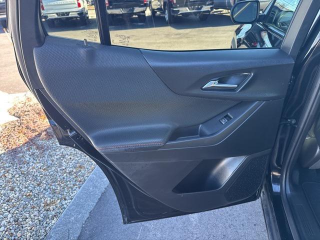 used 2025 Chevrolet Equinox car, priced at $31,641