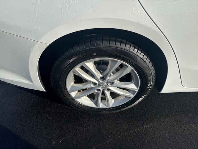 used 2018 Chevrolet Malibu car, priced at $11,895