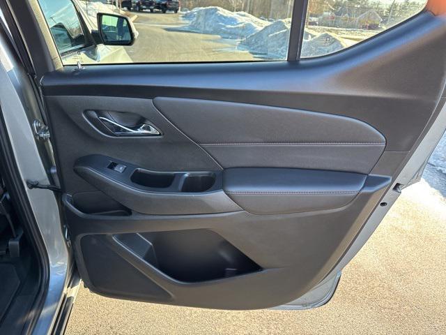 used 2023 Chevrolet Traverse car, priced at $34,999