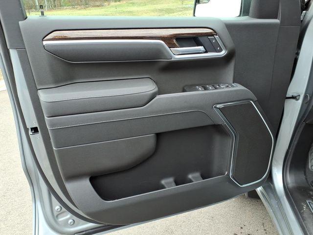 new 2026 GMC Sierra 1500 car, priced at $46,090