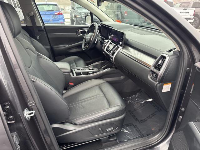 used 2023 Kia Sorento Hybrid car, priced at $27,787