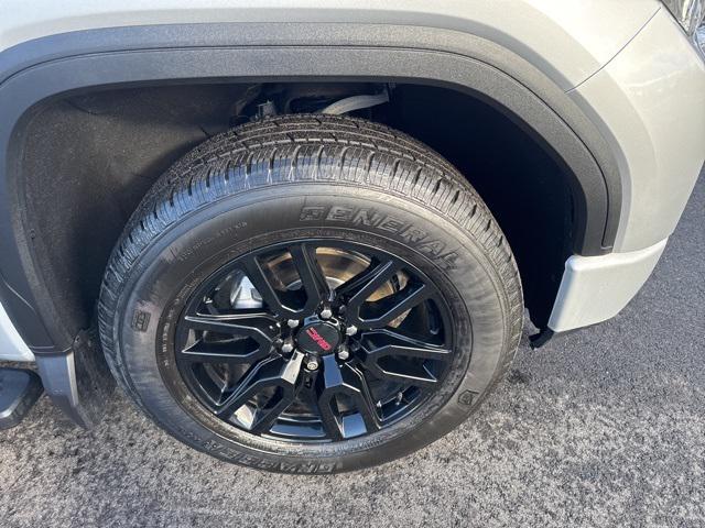 used 2022 GMC Sierra 1500 car, priced at $33,495