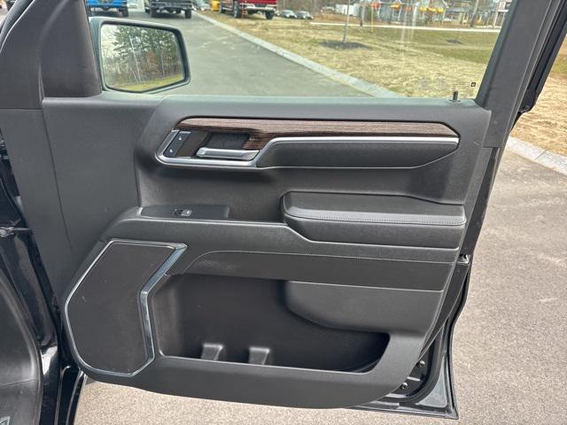 used 2024 GMC Sierra 1500 car, priced at $34,995