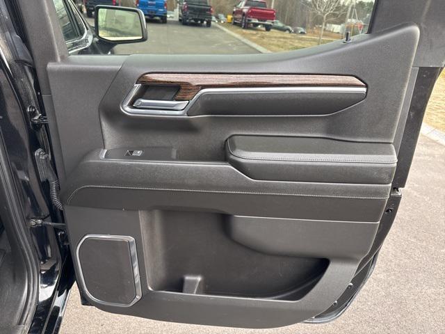 used 2024 GMC Sierra 1500 car, priced at $34,995