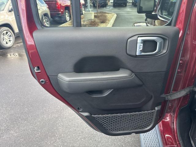 used 2021 Jeep Gladiator car, priced at $29,999