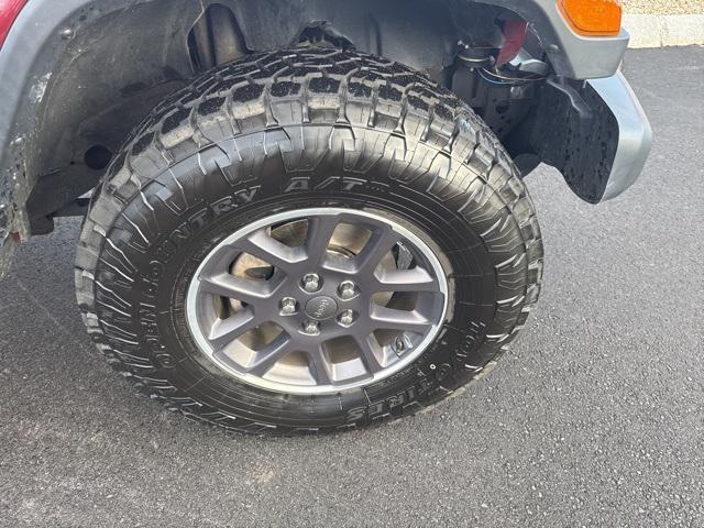 used 2021 Jeep Gladiator car, priced at $29,999