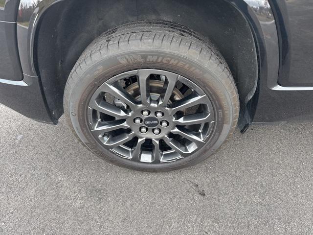 used 2023 GMC Acadia car, priced at $32,995