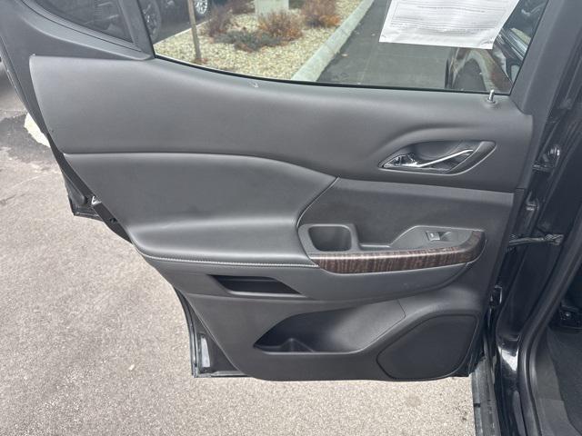 used 2023 GMC Acadia car, priced at $32,995