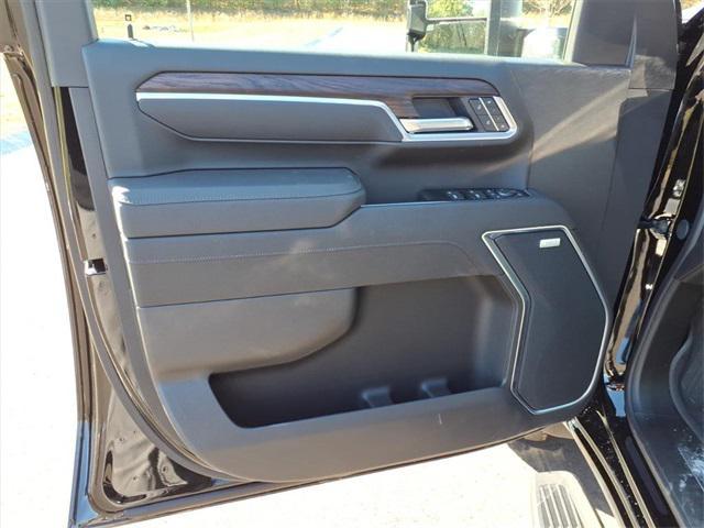 new 2026 GMC Sierra 2500 car, priced at $70,170